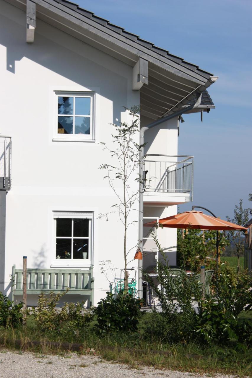 Ferienwohnungen Rimsting Am Chiemsee エクステリア 写真